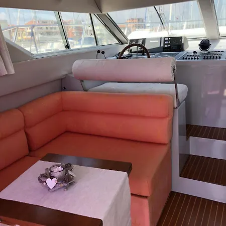 Yacht