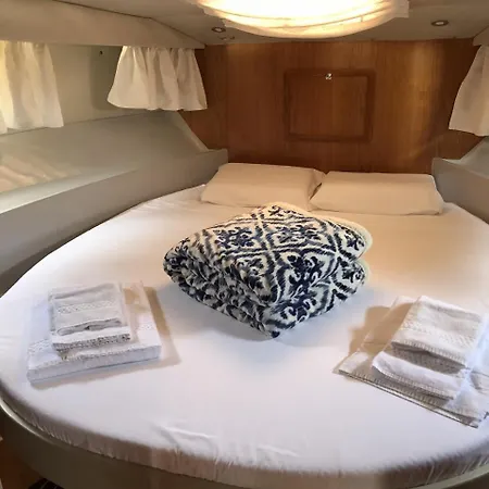 Yacht Botel Piombino